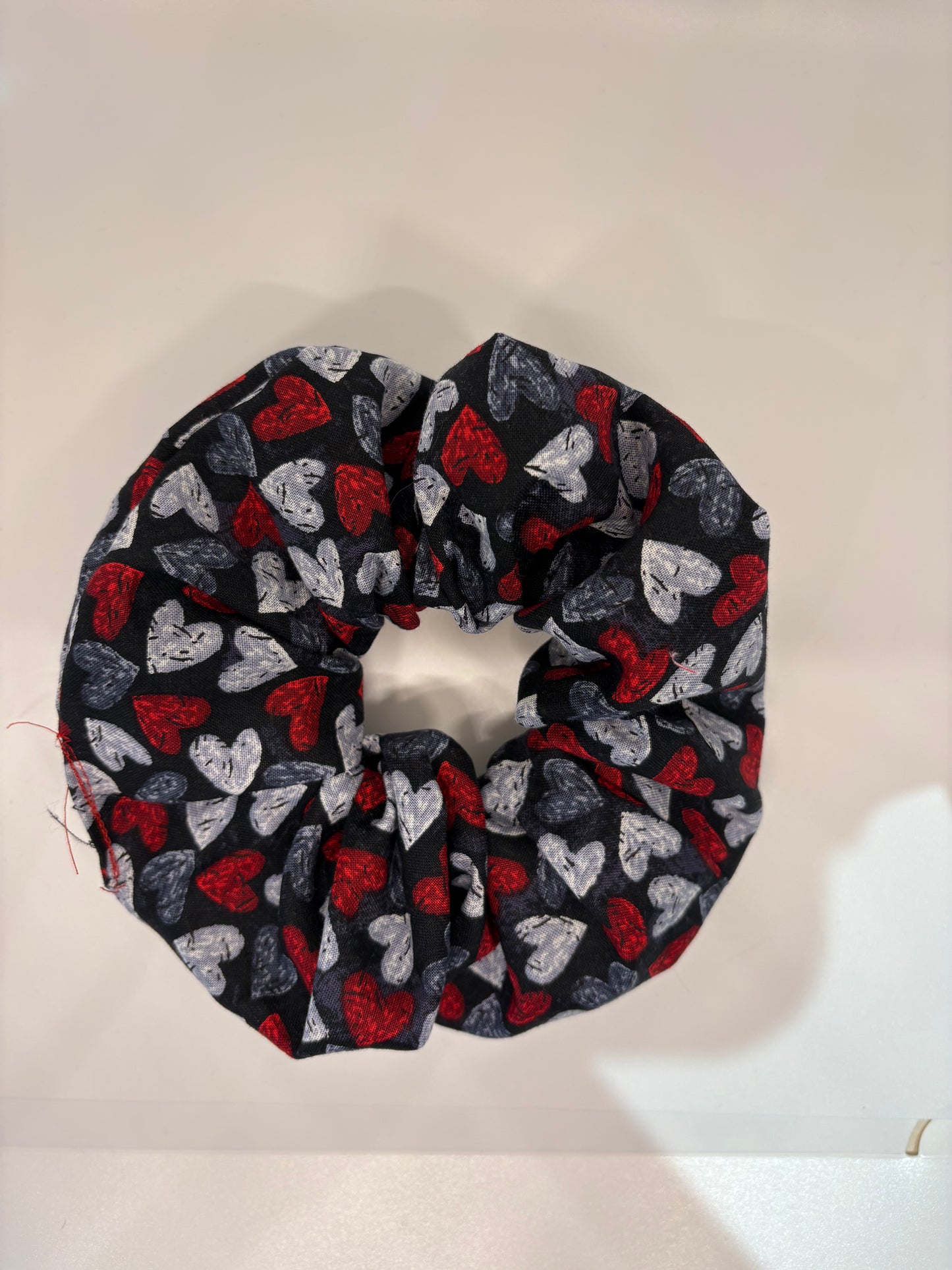Black and white hearts XL scrunchie