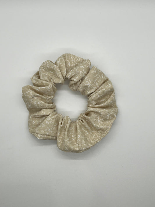 Cream Whispers Mini Scrunchie